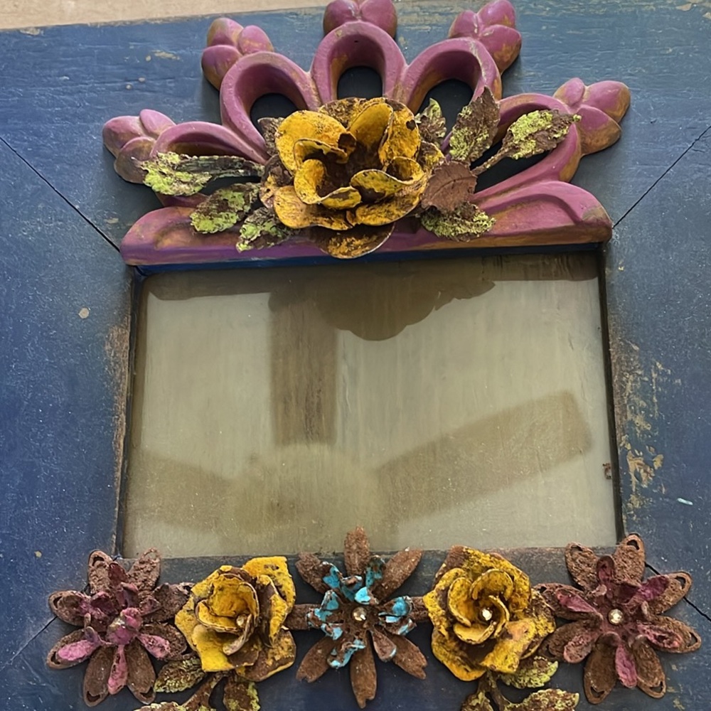 - Rare Consuela Picture Frame - Picture 3 of 4
